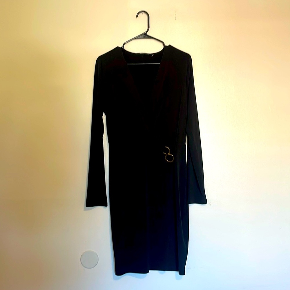 Tahari | Black Belted V-Neck Stretchy Long Sleeve Midi Dress